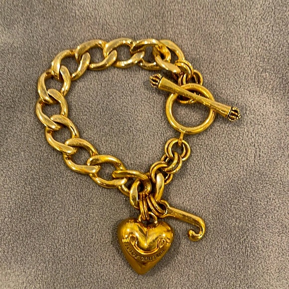 Juicy Couture Gold Toggle Bracelet - Picture 1 of 5